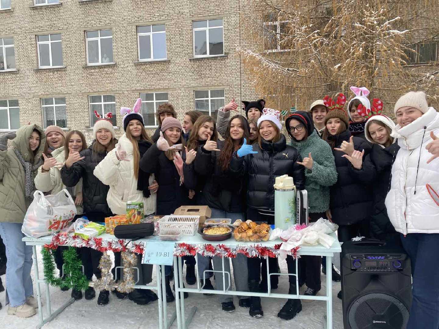 Благодійний зимовий ярмарок