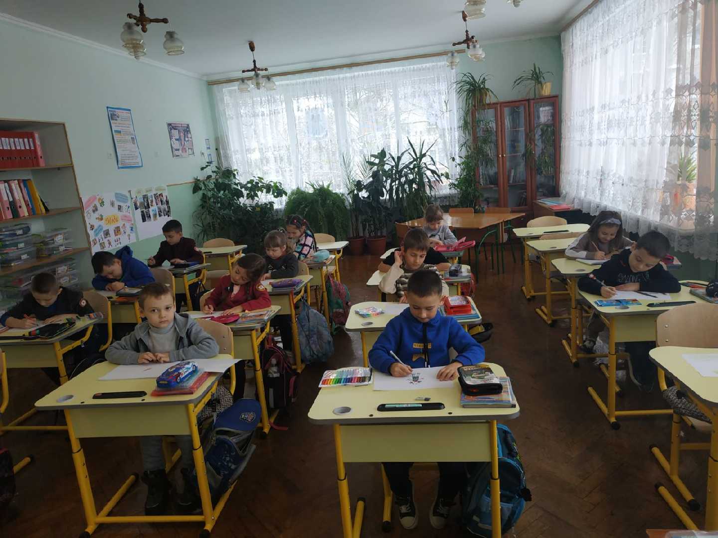 Казки живуть разом з нами з дитинства, зачаровують красою рідного слова.