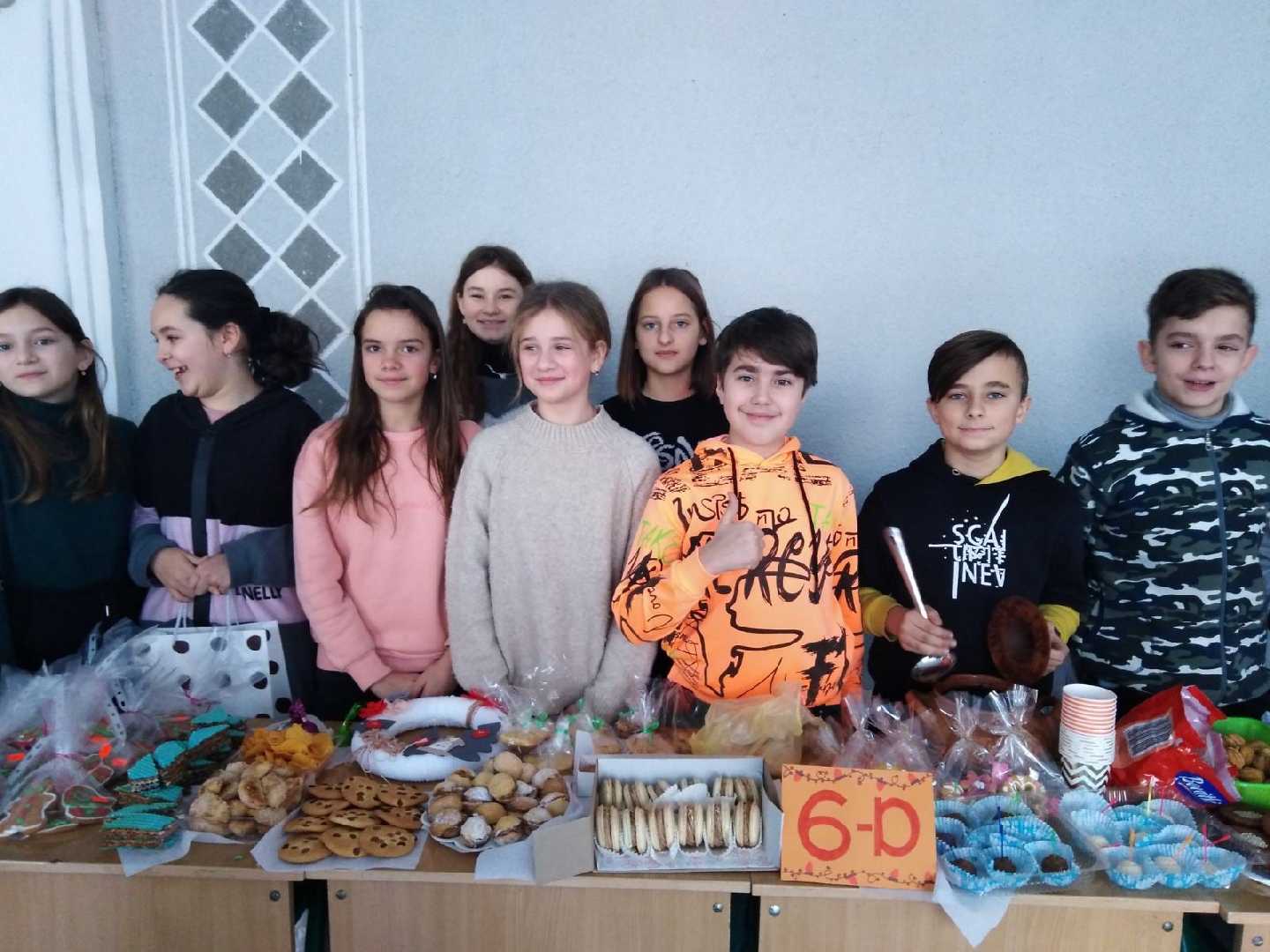 Новорічний шкільний ярмарок