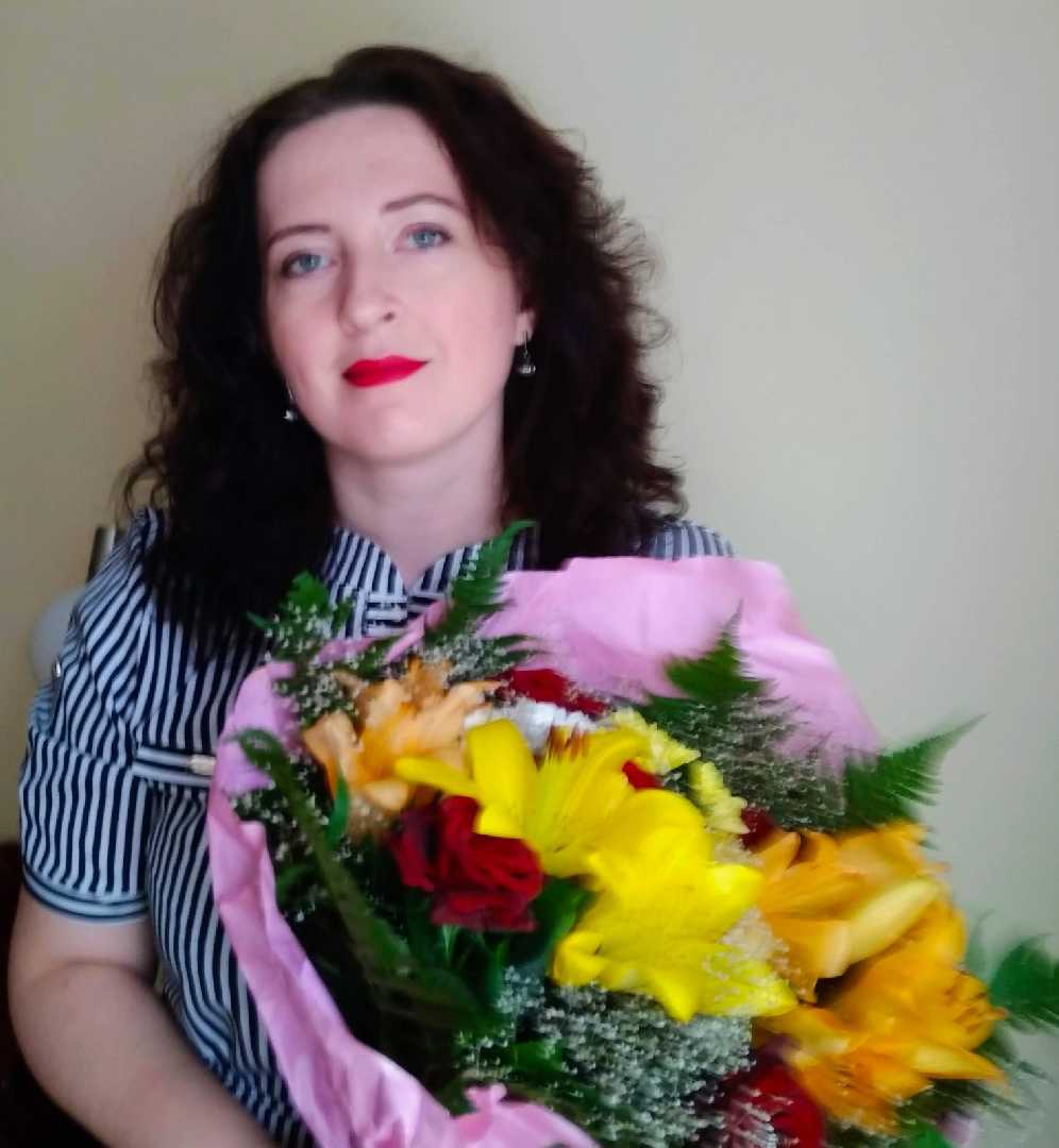 ГАРНИЙ ВЧИТЕЛЬ МОЖЕ ПОДАРУВАТИ НАДІЮ, РОЗПАЛИТИ УЯВУ ТА ВСЕЛИТИ ЛЮБОВ ДО НАВЧАННЯ