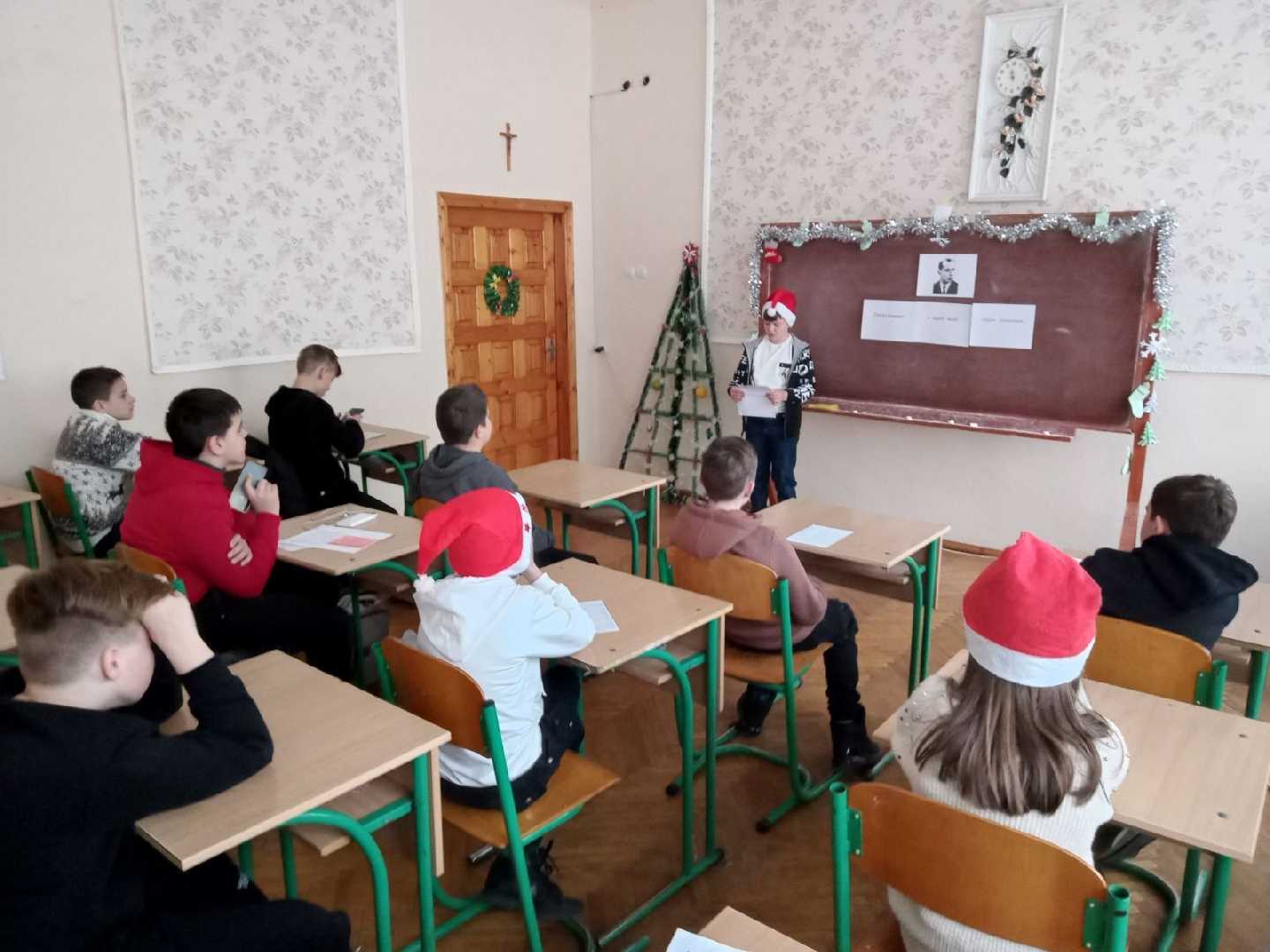 Виховна година ,,Степан Бандера: в одній особі образ поклоніння''