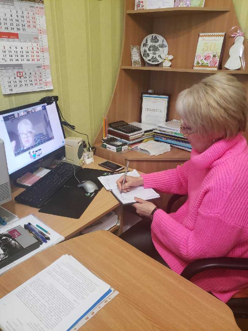 ПРОВЕДЕНО НАРАДУ  З КОНСУЛЬТАНТАМИ ЦПРПП, СПЕЦІАЛІСТАМИ ВІДДІЛІВ ОСВІТИ ТЕРИТОРІАЛЬНИХ ГРОМАД, ЯКІ ВІДПОВІДАЮТЬ ЗА КУРСИ ПІДВИЩЕННЯ КВАЛІФІКАЦІЇ