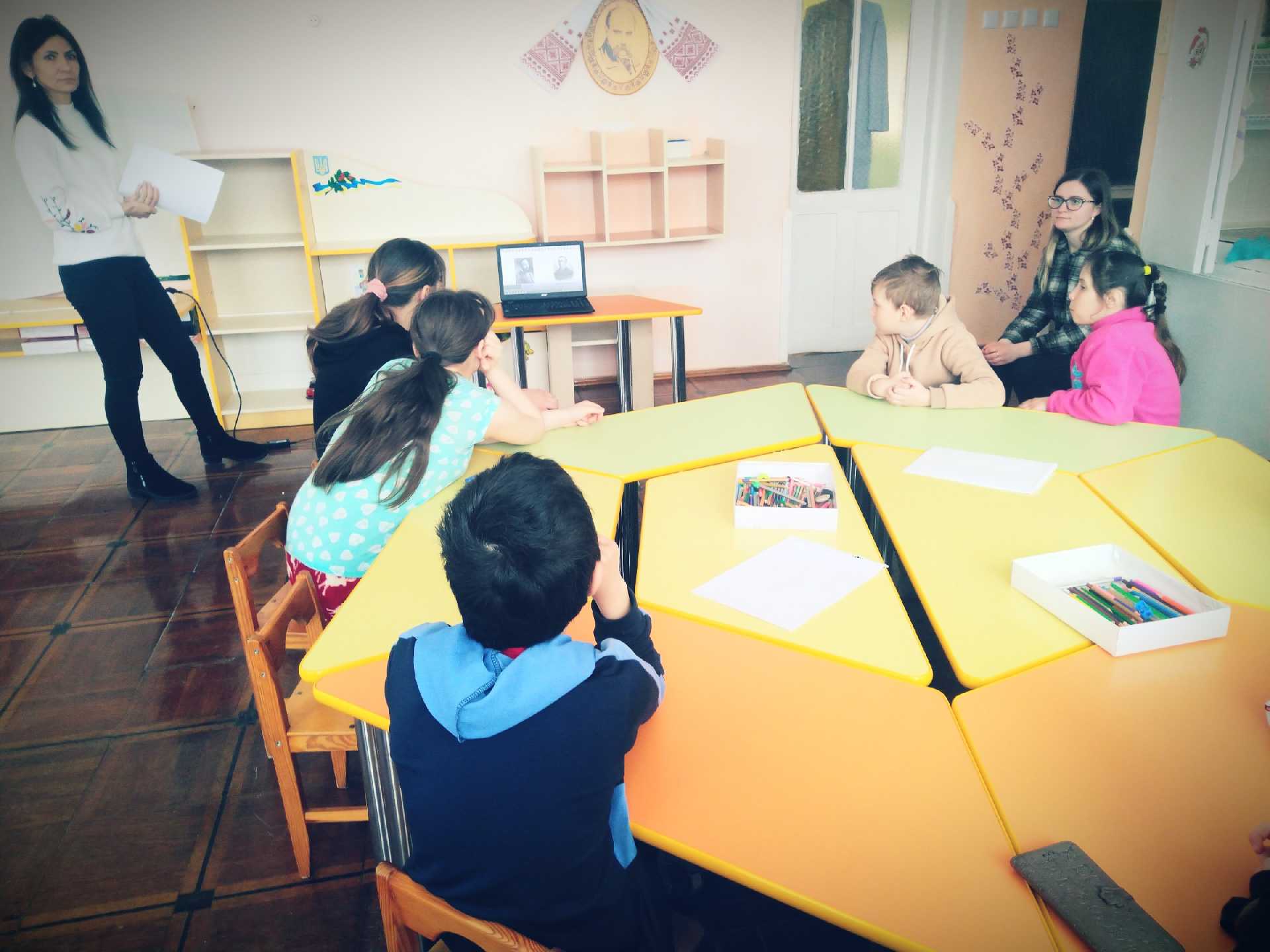 Зустріч із тимчасово переселеними дітками