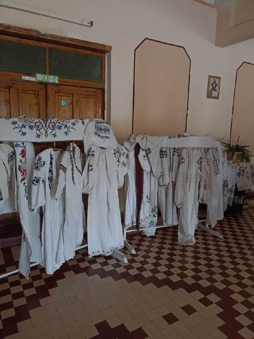 День вишиванки у школі