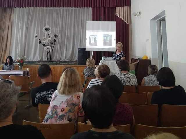 Звіт директорки ЧЗШ №2 за підсумками роботи 2021-2022н.р.