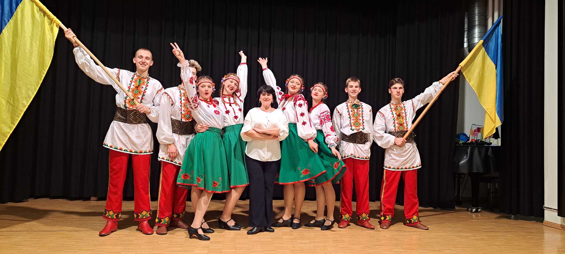 Підтримуємо культурний фронт України у світі