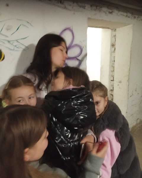 Обійми мене щиро