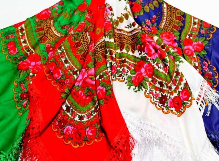 День української хустки: мамина хустка – як пам’ять роду…