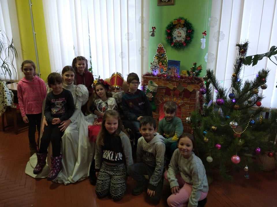 В ОЧІКУВАНІ ДИВА