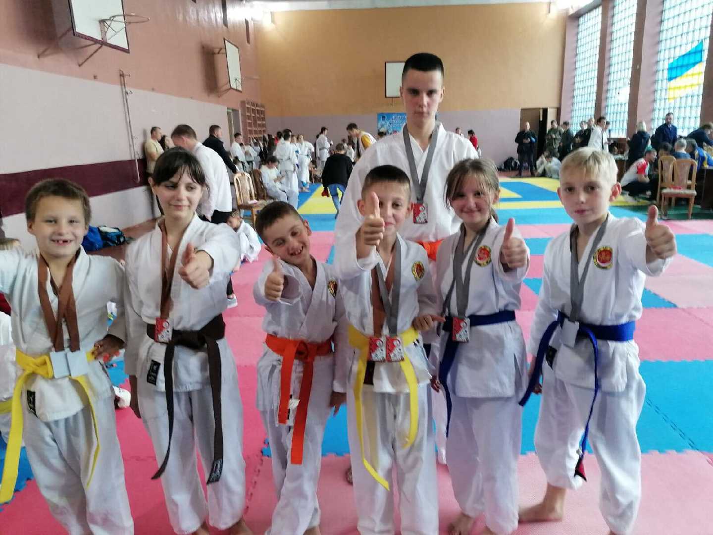 Вихованці гуртка «Бойових мистецтв» (керівник Піхотський Володимир) стали призерами з карате турніру до Дня Захисника.