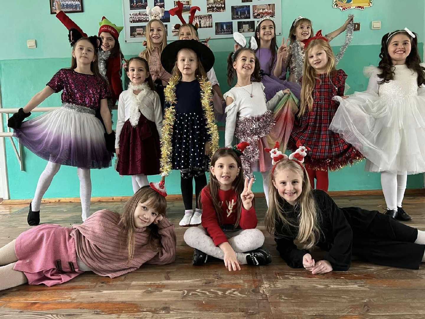 Новорічна вечірка в III групі хореографічного колективу 