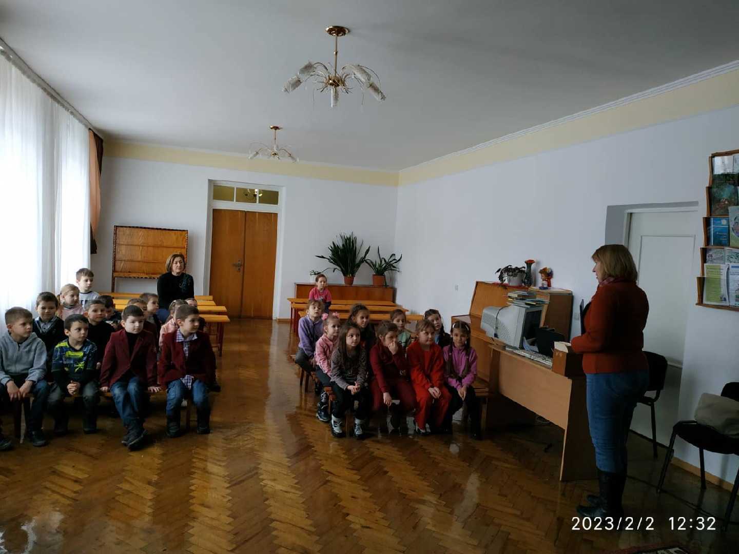 Сьогодні у школі відбулося свято, присвячене посвяті учнів 1-Б класу у читачі