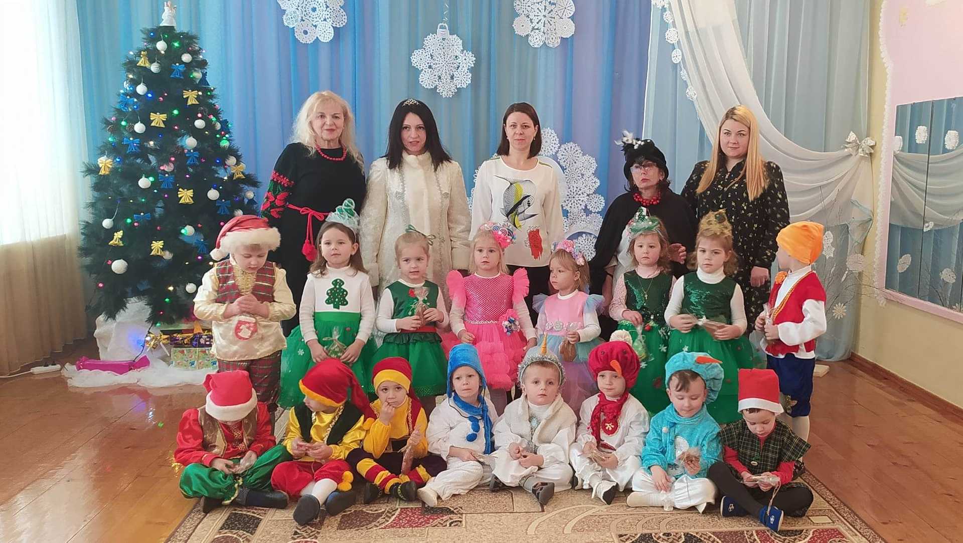 Зимове свято у молодшій групі