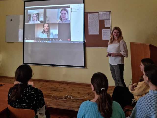 Проєкт MC Pen Pals вже в дії