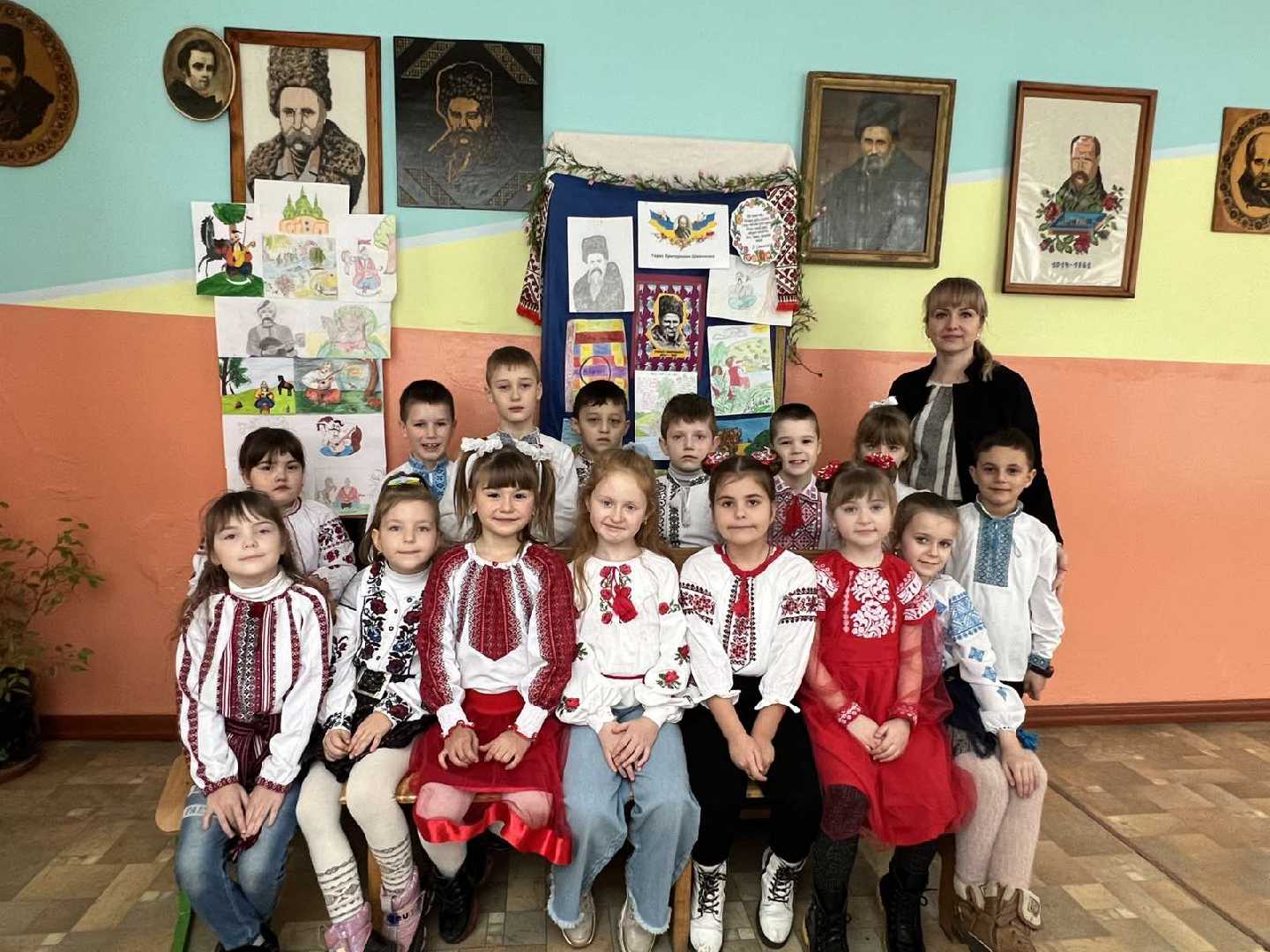 СТЕЖКАМИ ВЕЛИКОГО КОБЗАРЯ