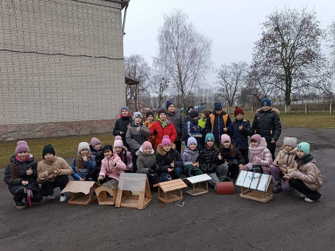 Турбота про птахів взимку від учнів 4 класу