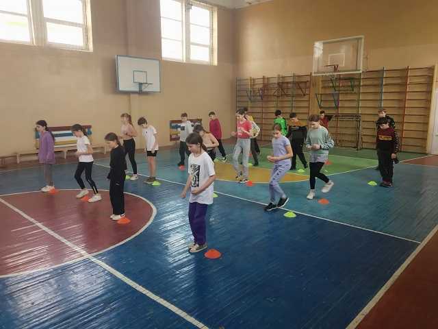 Участь у розіграші спортивного інвентаря