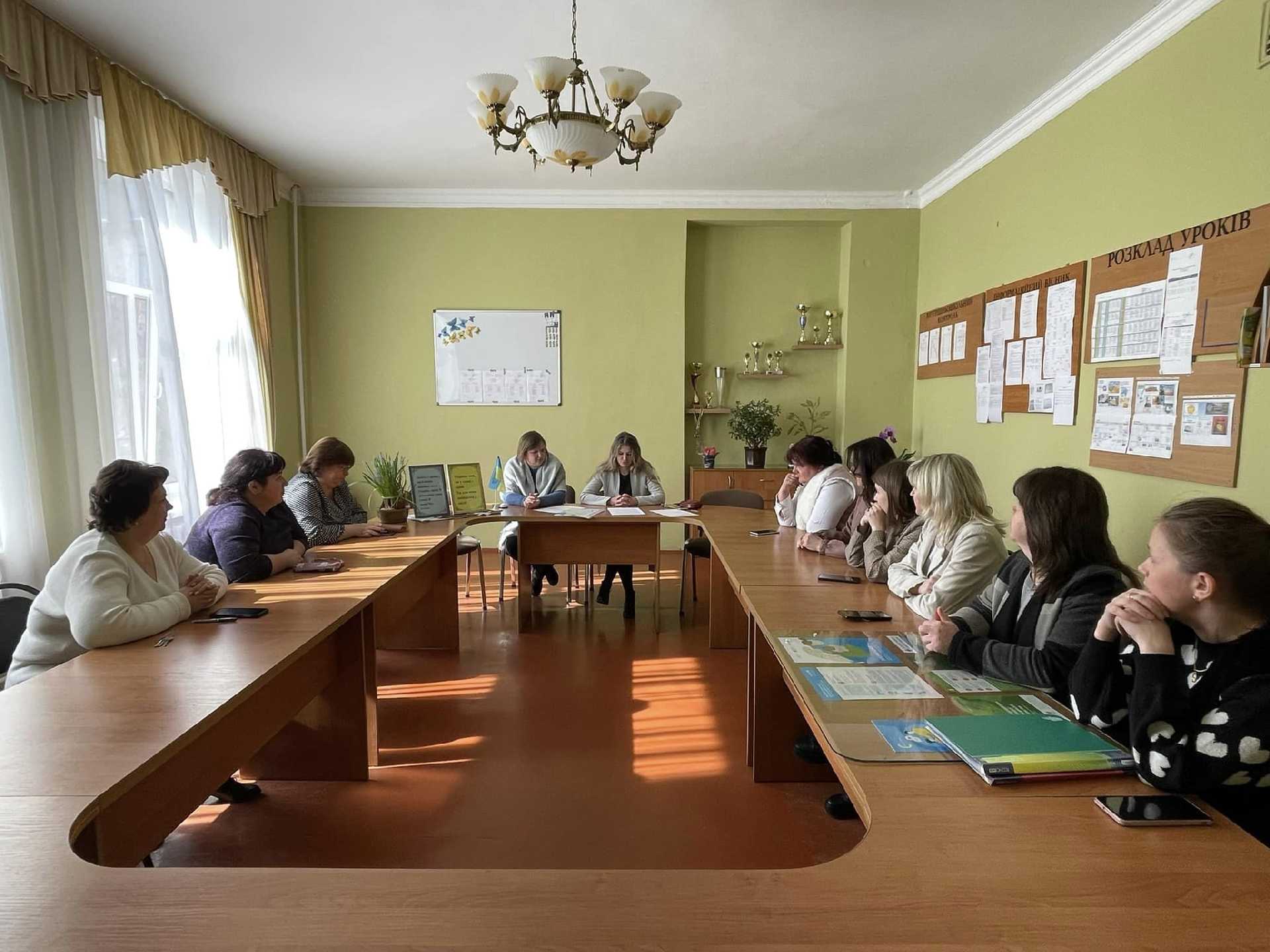 Вітаємо колег з успішною атестацією та бажаємо нових творчих досягнень у подальшій професійній діяльності