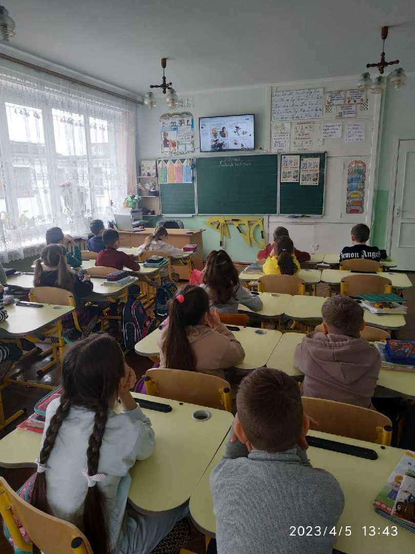 Шкільна бібліотека отримала комікси  