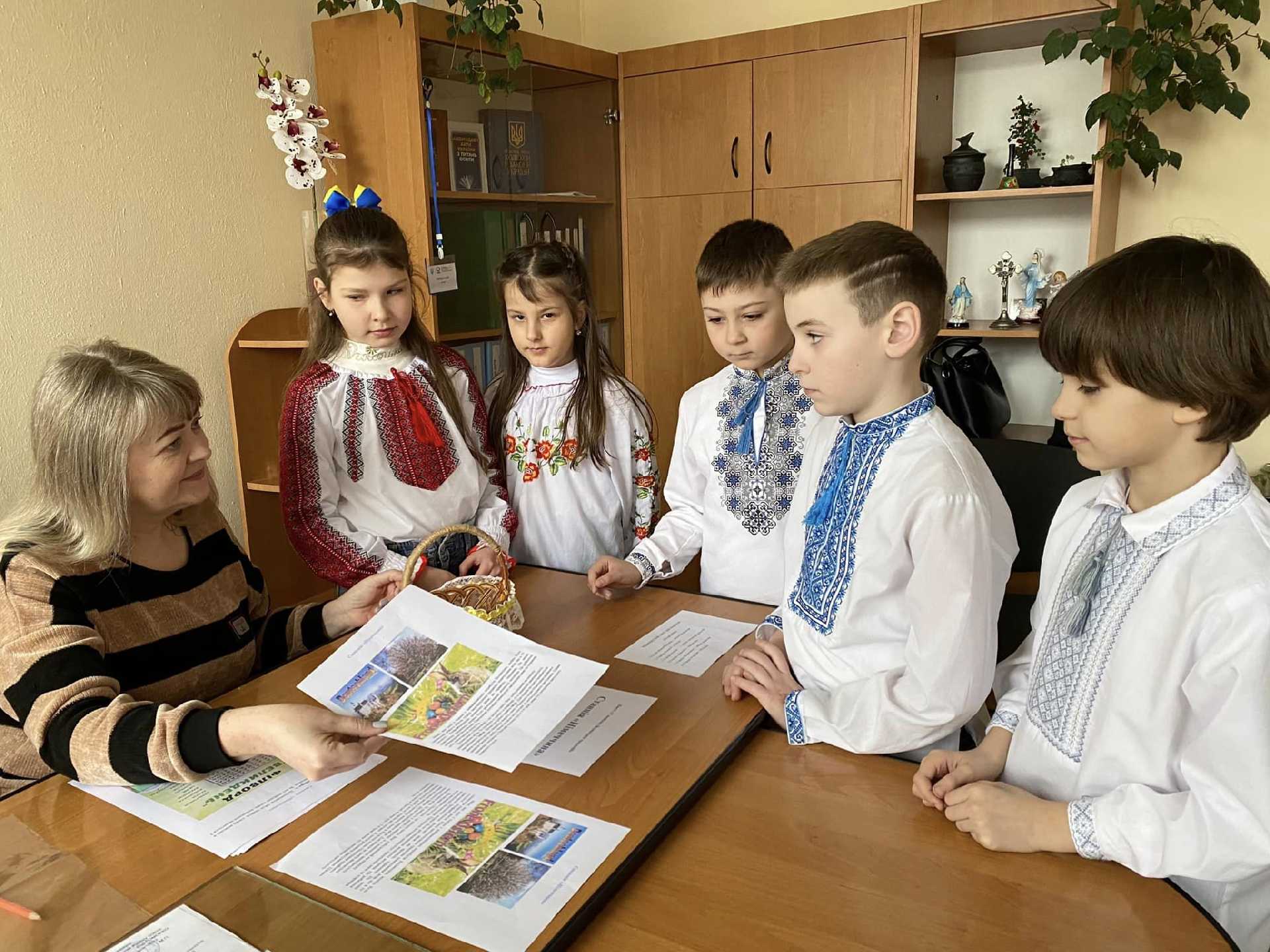 У день Благовіщення учні 3-Б класу(класний керівник Миронова Г.Б) провели квест-подорож 