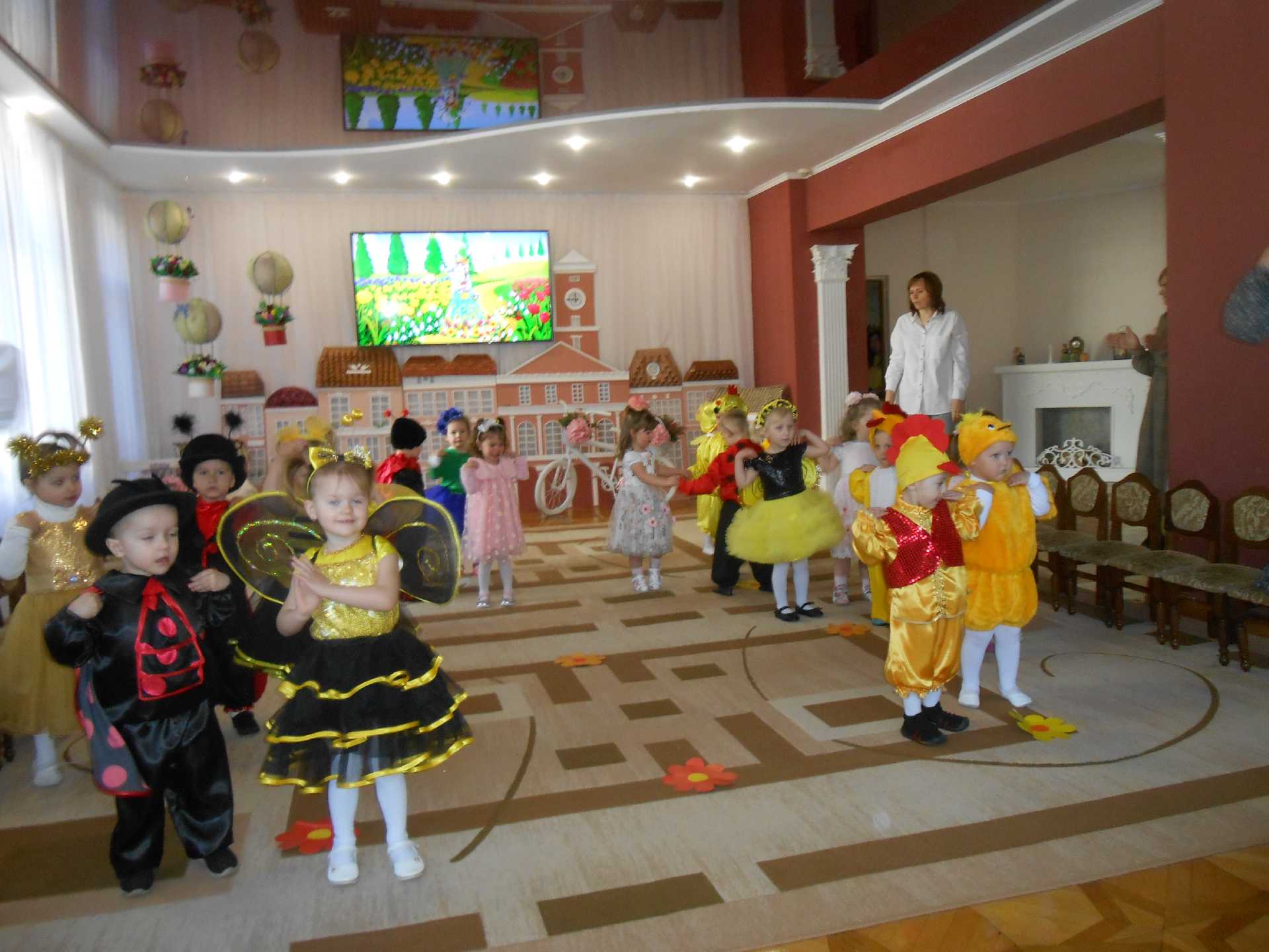 Свято Мами у групі раннього віку