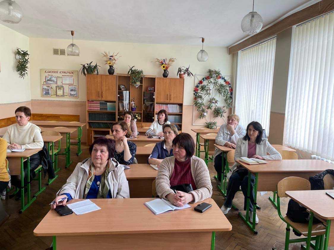 ПРО СЕРТИФІКАЦІЮ ВЧИТЕЛІВ УКРАЇНСЬКОЇ МОВИ І ЛІТЕРАТУ