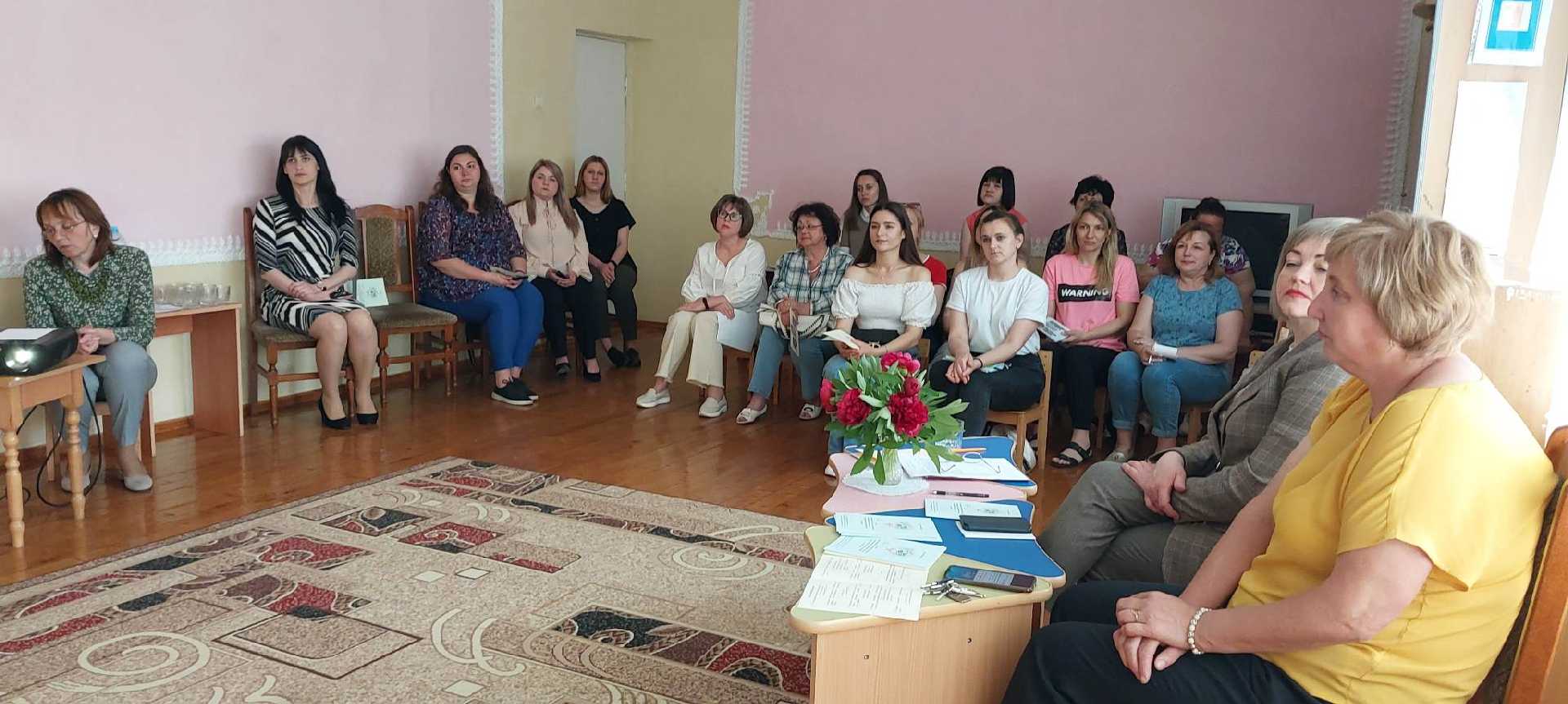 СТУДІЙНИЙ ПРАКТИКУМ  МУЗИЧНИХ КЕРІВНИКІВ ТА ІНСТРУКТОРІВ З ФІЗИЧНОЇ КУЛЬТУРИ  ЗАКЛАДІВ ДОШКІЛЬНОЇ ОСВІТИ МІСТА ЧЕРВОНОГРАДА