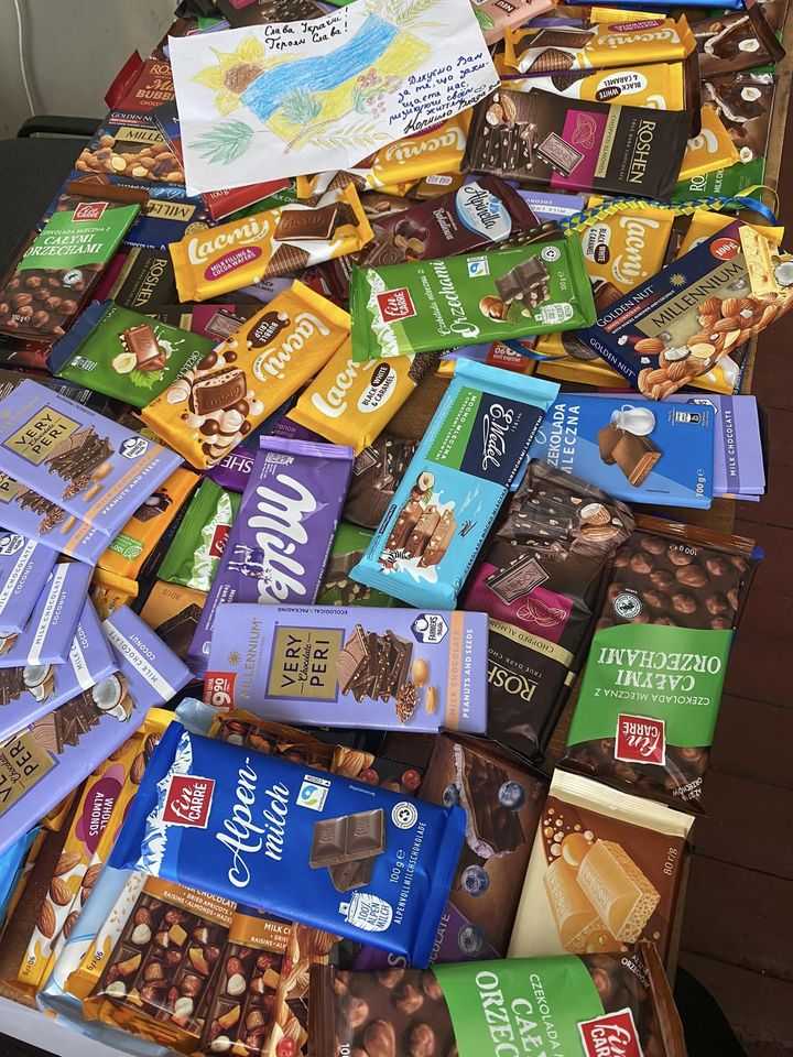 Шкільна акція «Шоколадка для воїна»