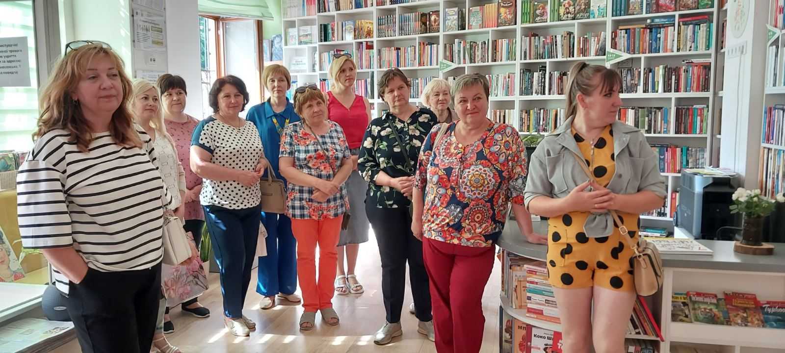 БІБЛІОТЕЧНА СПІЛЬНОТА ЗАКЛАДІВ ОСВІТИ ЧЕРВОНОГРАДСЬКОЇ МІСЬКОЇ РАДИ ОБМІНЯЛИСЯ ДОСВІДОМ РОБОТИ