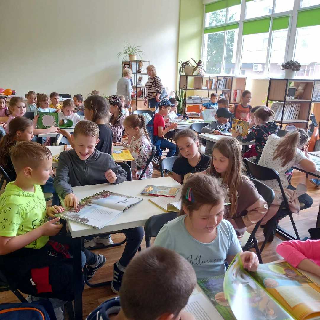 Шостий день у літній школі. День Літератури та Книги.