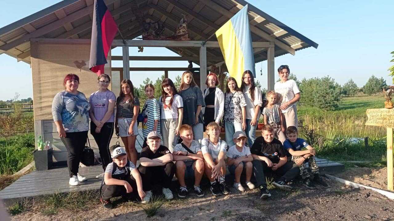 Теплий осінній вихідний день 7 класу