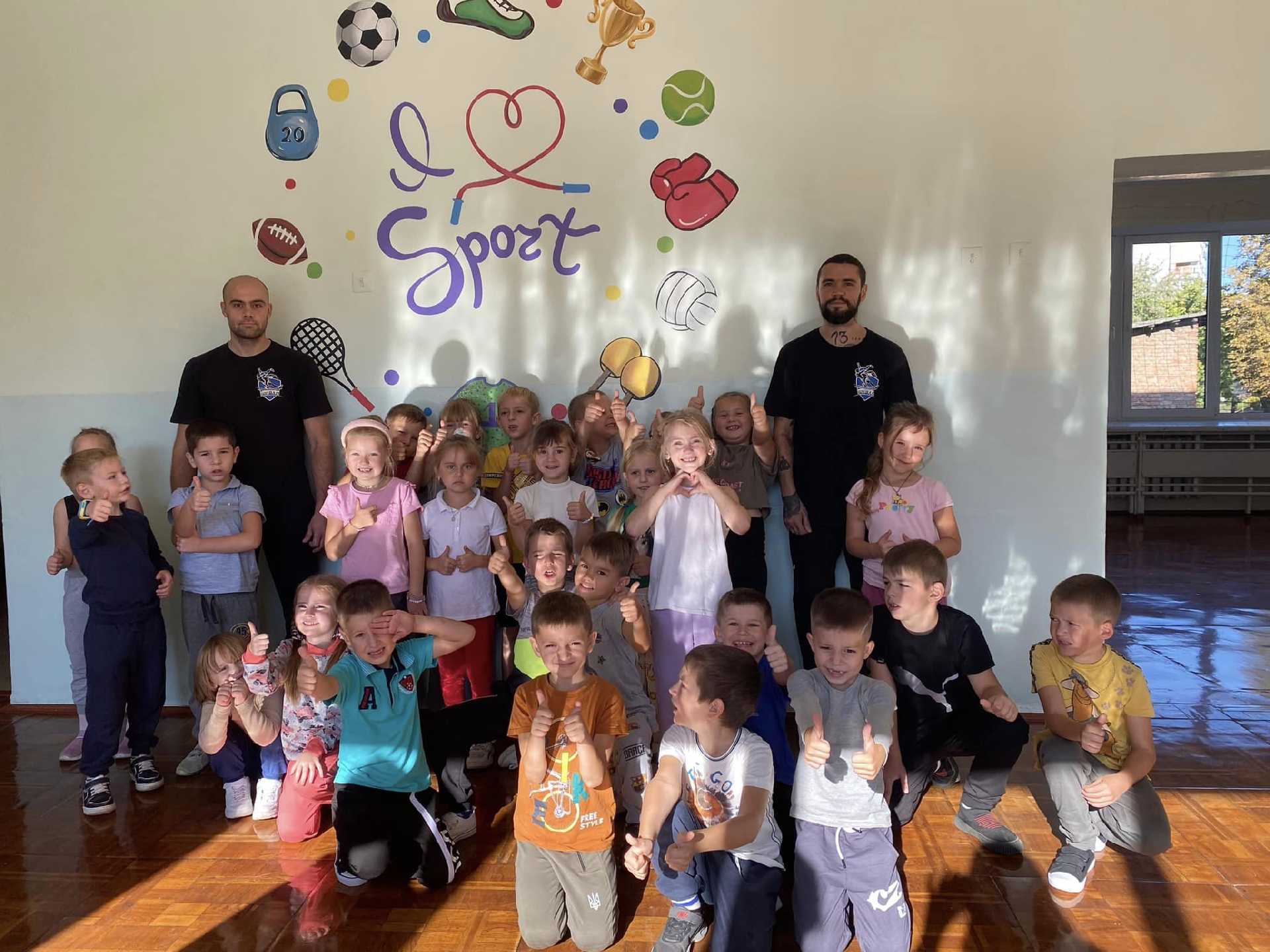 Під час Олімпійського тижня до школи завітав тренер Спортивного  клубу 