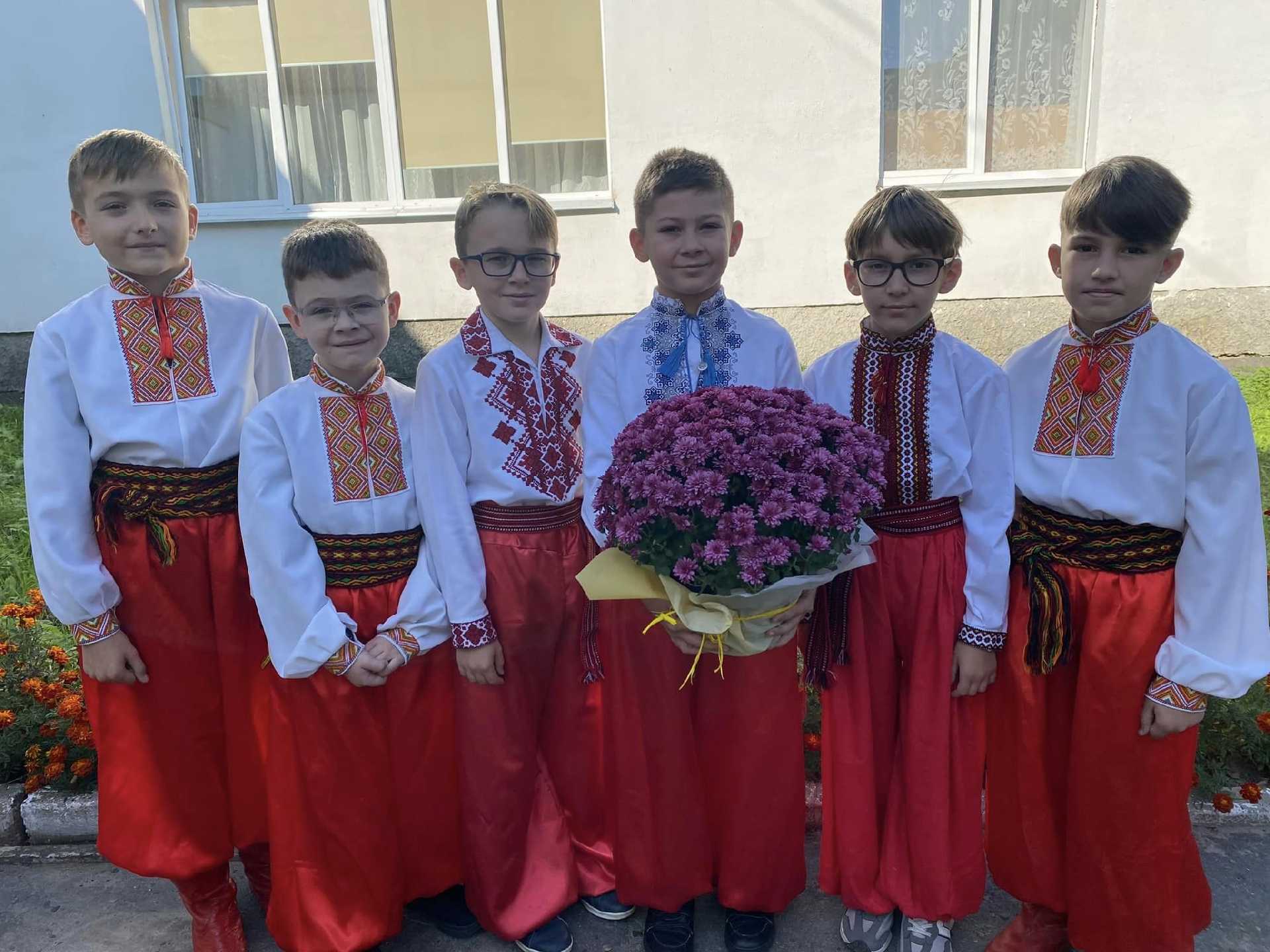 Відвага, героїзм, відчайдушність, милосердя, добросовісність, сила – це все про наших мужніх Захисників та Захисниць України. 