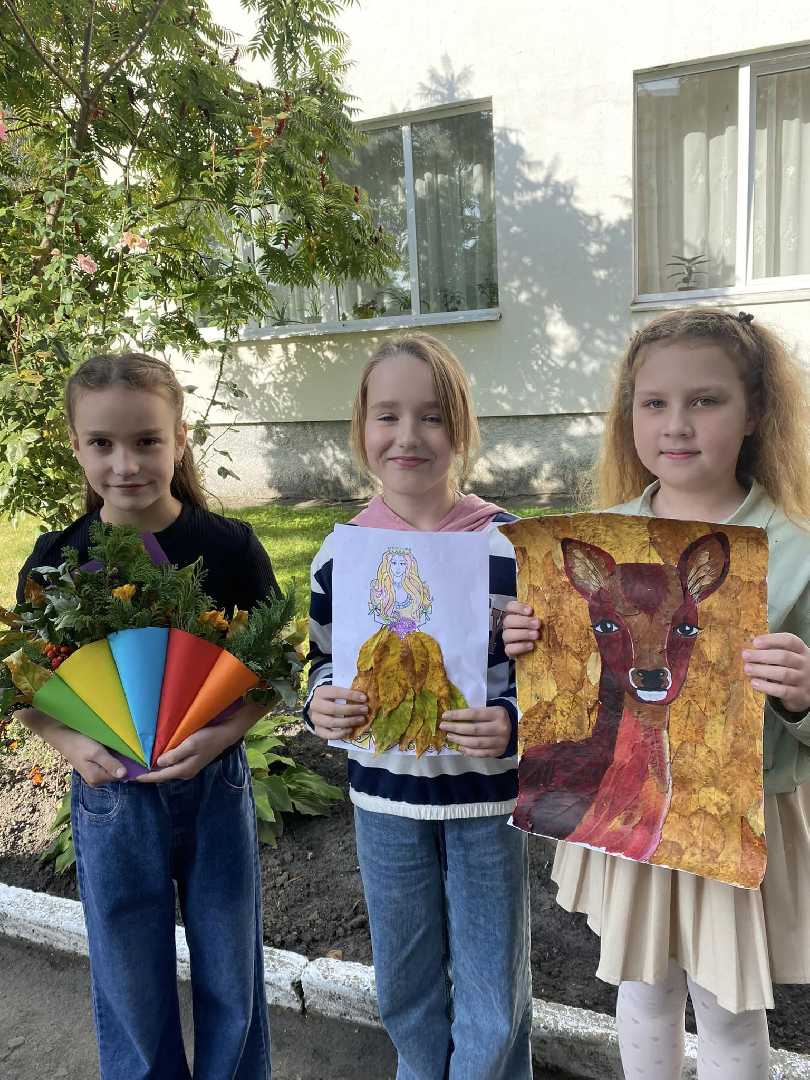 Роботи виконані учнями нашої школи вражають майстерністю, креативністю, умінням та глибиною змісту.  