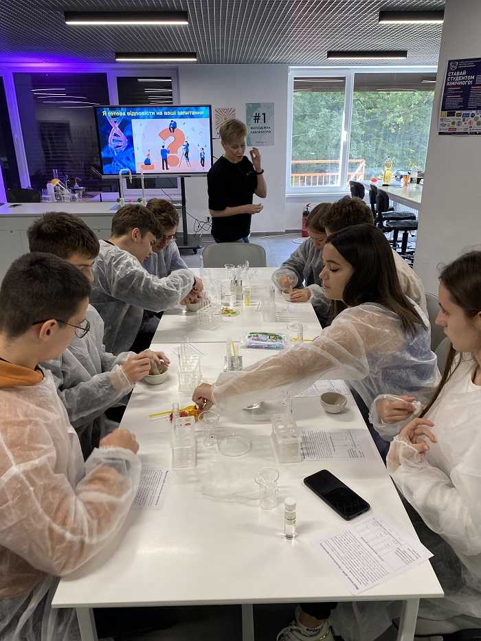Науковий інтенсив STEM DAY