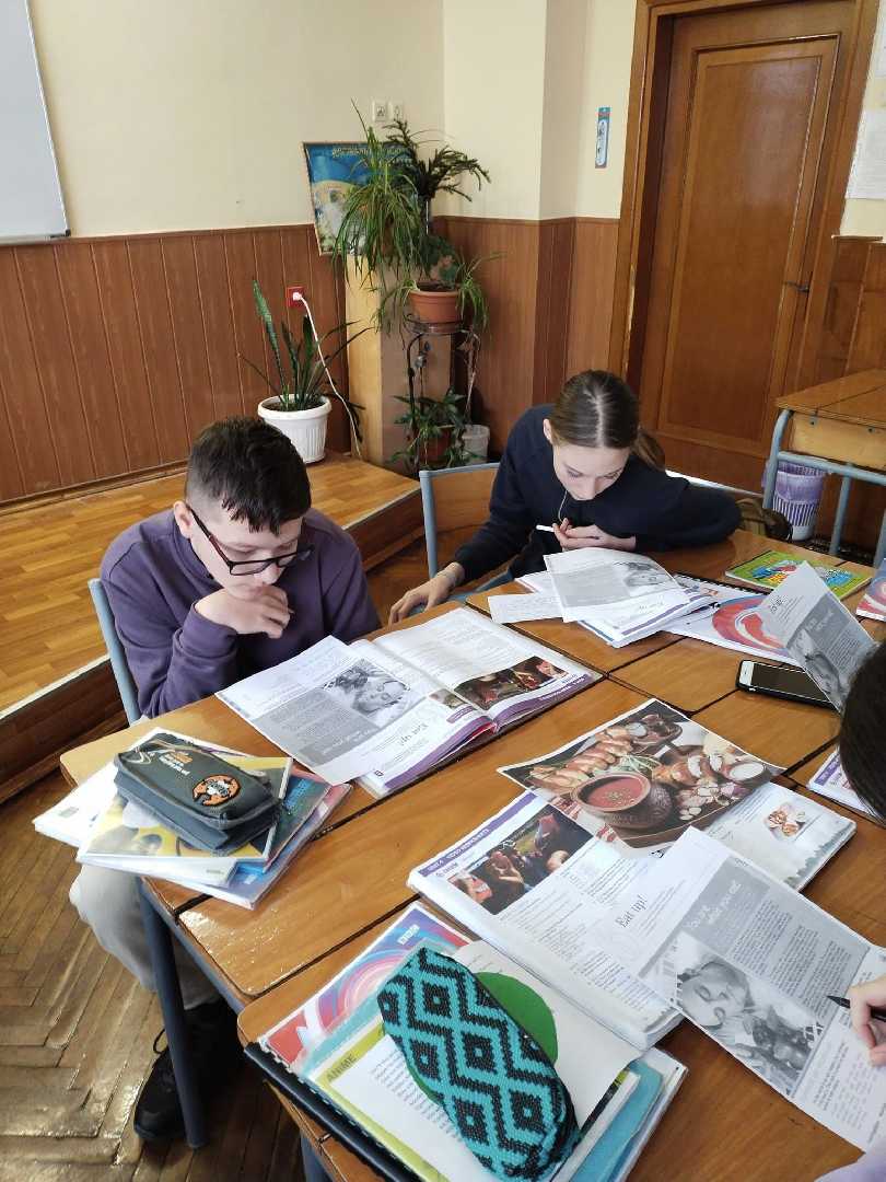 Урок англійської мови в 9-В кл. (вч.Олійник О.М.)