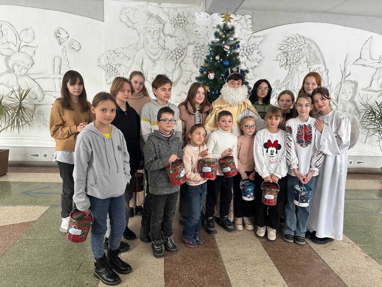 Усі ми перебуваємо в очікуванні дарунків від святого Миколая