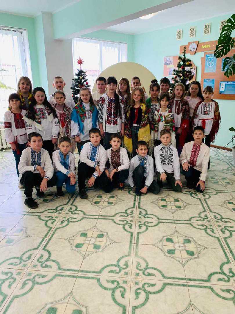 Христос Рождається !!! Славімо Христа !!!