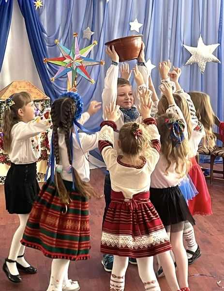 Різдвяне свято у групі старшого дошкільного віку № 6