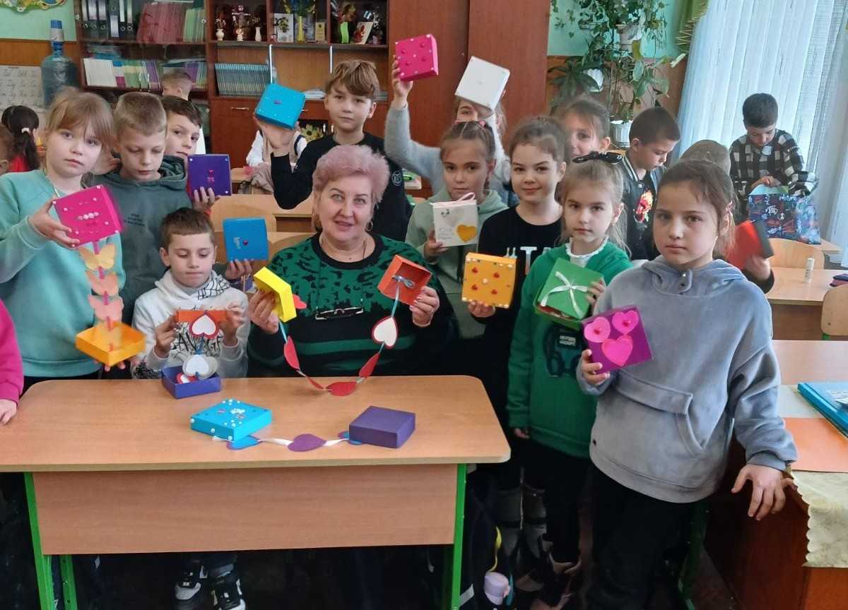 Майстерклас із виготовлення декоративної коробочки