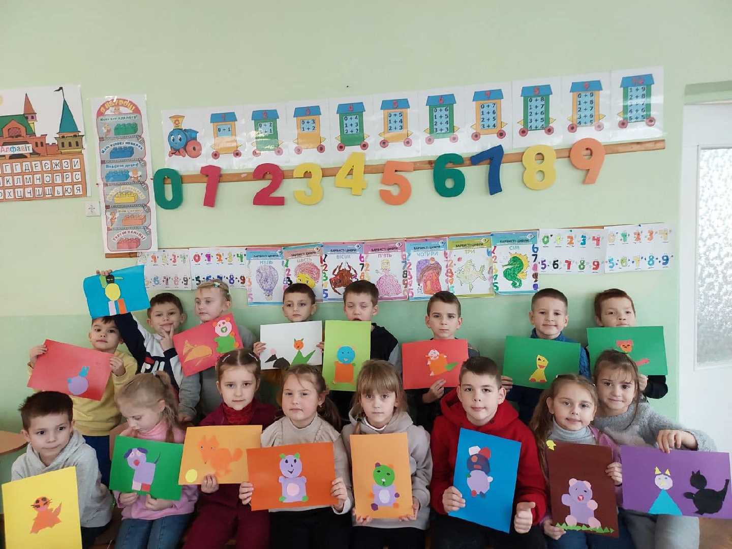 МАТЕМАТИКА - КЛЮЧ  ДО РОЗУМІННЯ СВІТУ НАВКОЛО НАС!