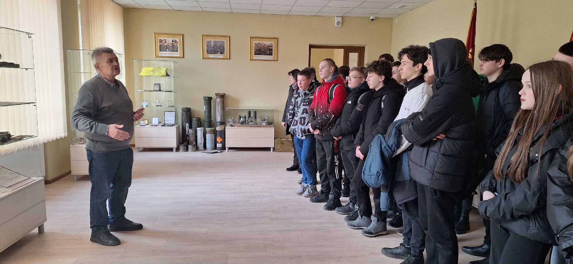 Екскурсію у Військовий ліцей НАСВ імені гетьмана Петра Сагайдачного